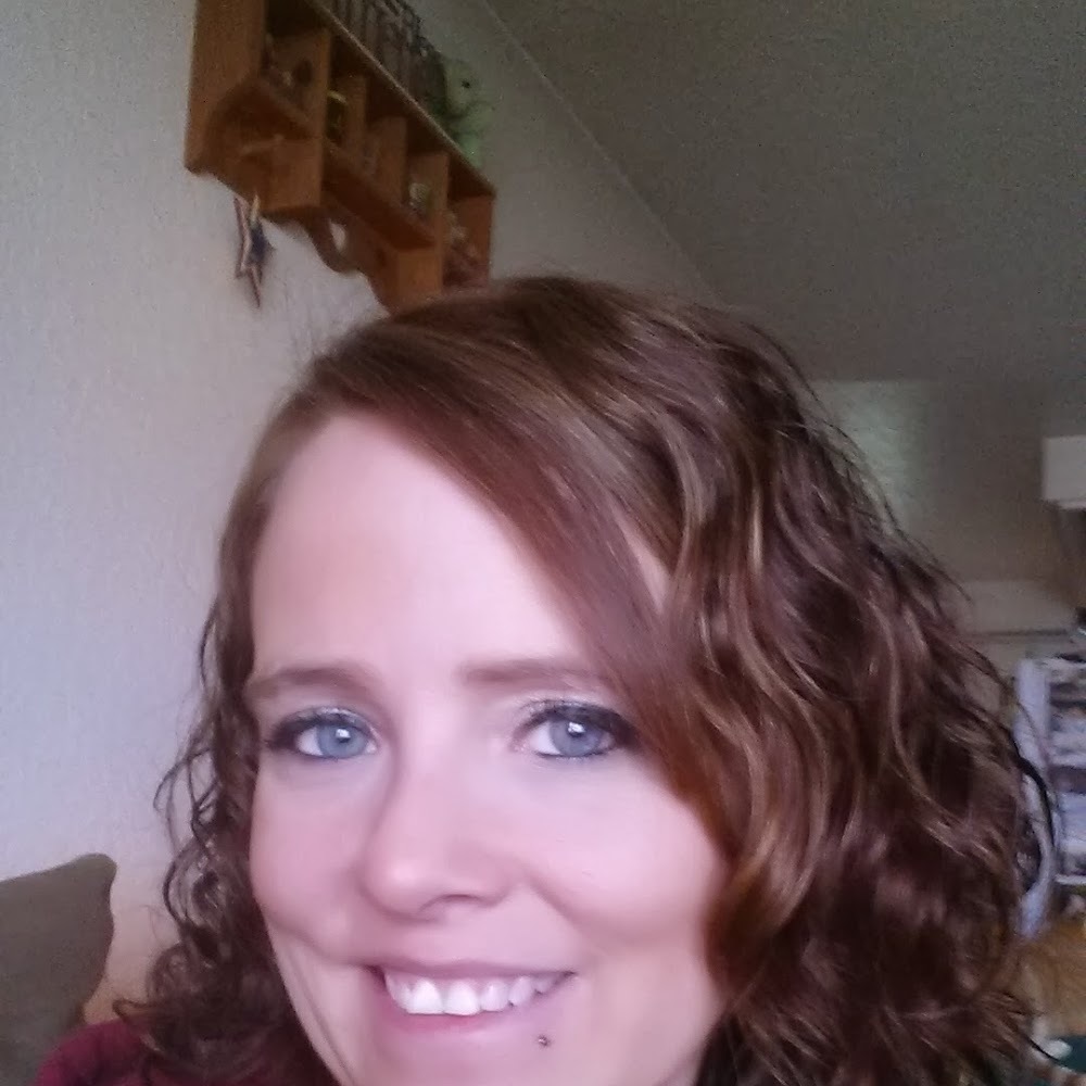 Meet your Posher, Leena